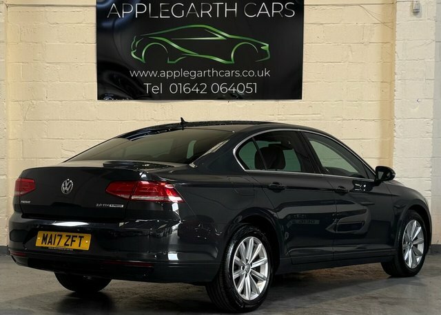 Volkswagen Passat Tdi Se Business Saloon Grey #2