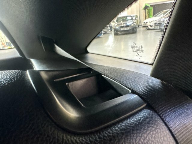 Mercedes-Benz CLA Class 2016 2.1 Cla220d Amg Sport Shooting Brake Dies Black #38