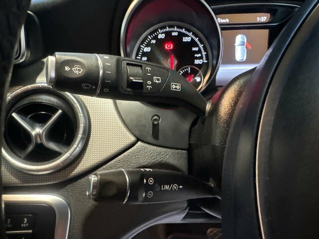 Mercedes-Benz CLA Class 2016 2.1 Cla220d Amg Sport Shooting Brake Dies Black #50