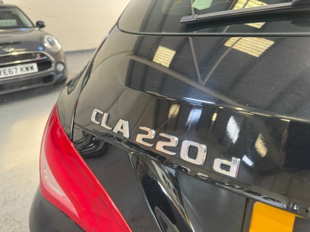 Mercedes-Benz CLA Class 2016 2.1 Cla220d Amg Sport Shooting Brake Dies Black #33
