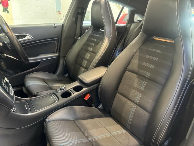 Mercedes-Benz CLA Class 2016 2.1 Cla220d Amg Sport Shooting Brake Dies Black #11