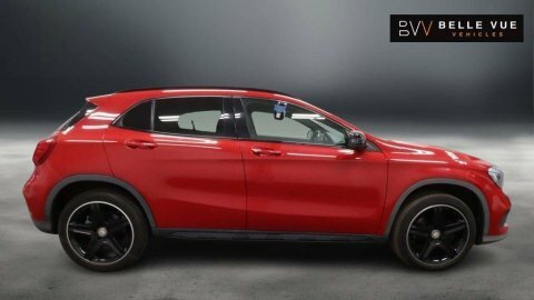 Mercedes-Benz GLA Class 2.1 Gla 220 Red #5