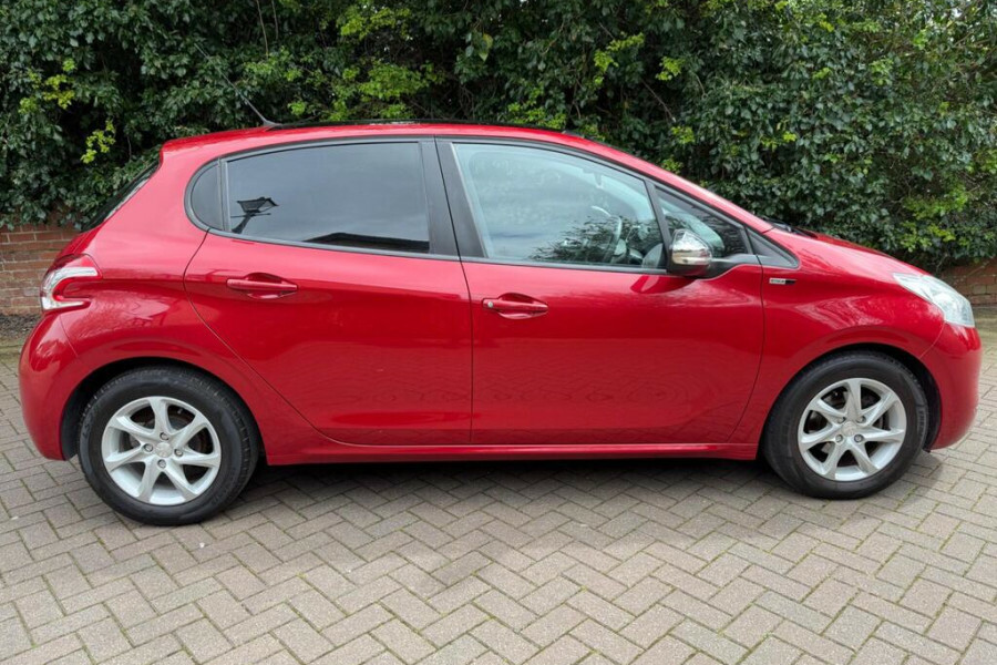 Peugeot 208 1.2 Puretech Active Euro 6 White #8