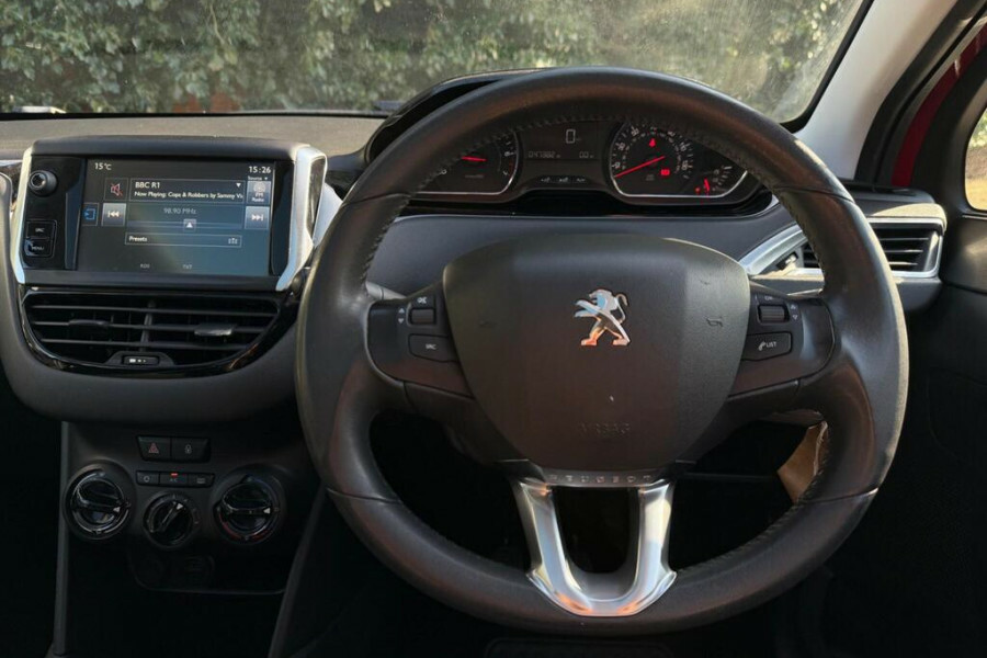 Peugeot 208 1.2 Puretech Active Euro 6 White #12