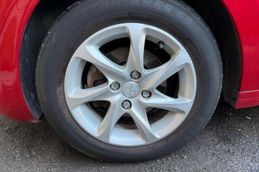 Peugeot 208 1.2 Puretech Active Euro 6 White #19