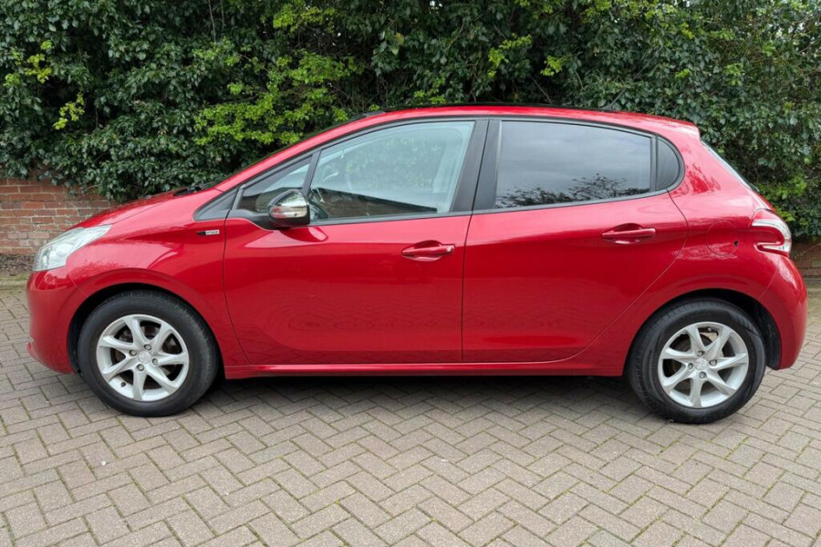 Peugeot 208 1.2 Puretech Active Euro 6 White #9