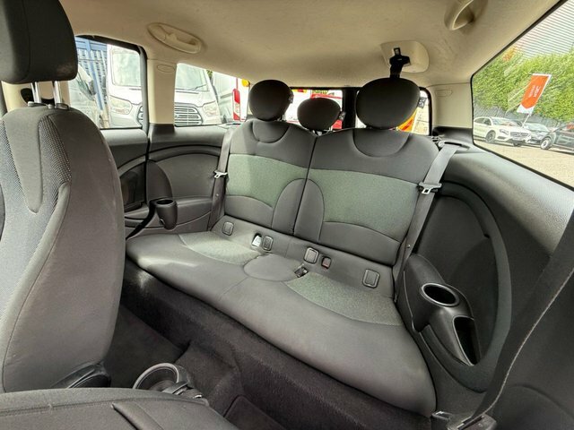 Mini Clubman 1.6 One D Estate Euro 5 S S Black #5