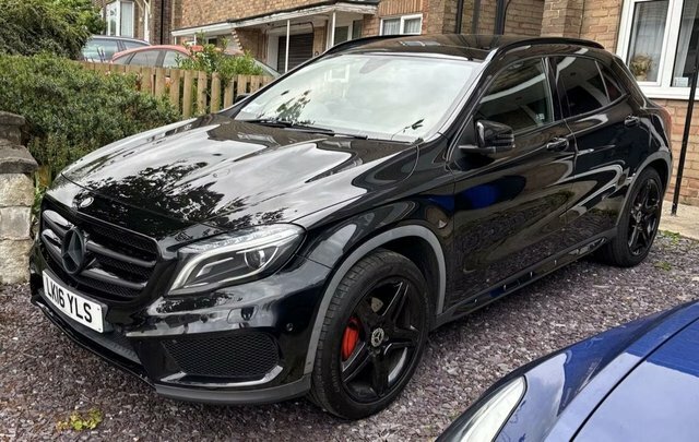 Mercedes-Benz GLA Class 2.1 Gla200d Amg Line Panoramic Premium Plus Suv Black