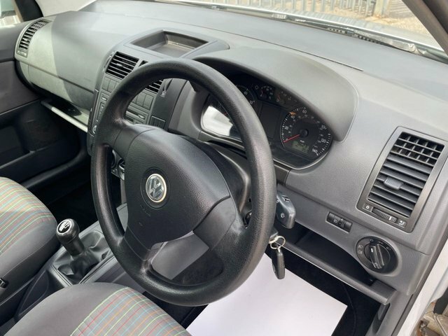 Volkswagen Polo 1.2 S Hatchback 144 G Km 55 Silver #6