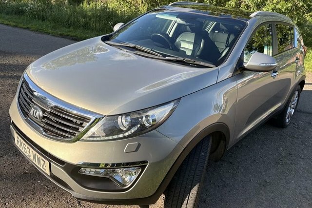 Kia Sportage 2 Black #3
