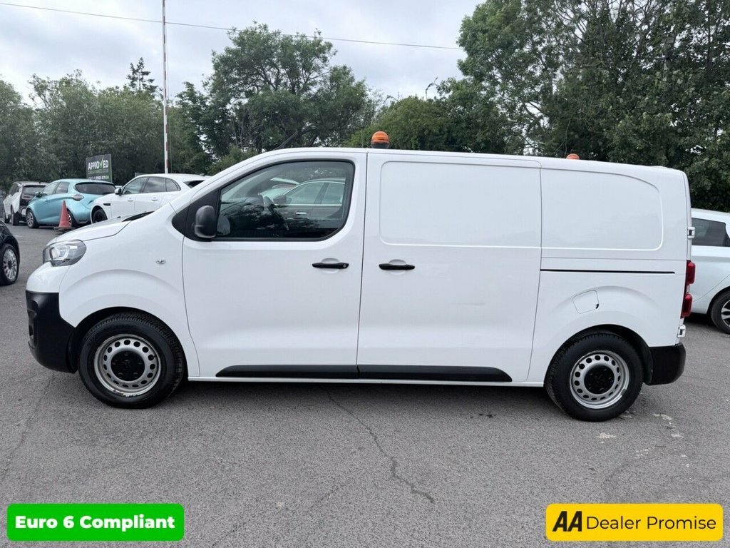 Peugeot Expert 1.5L Professional Premium 6Dr NV71KNW White #4