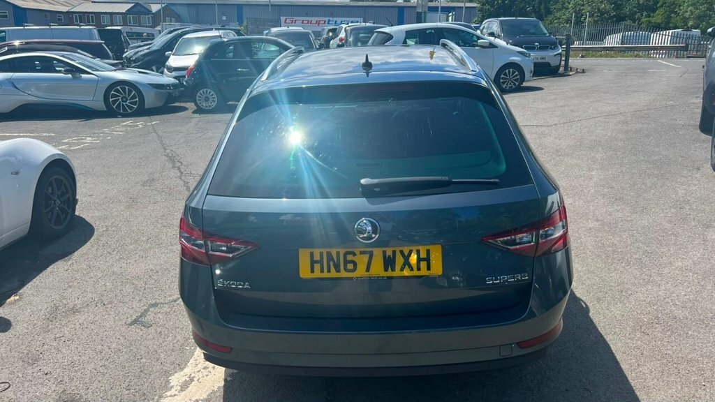 Skoda Superb 2L Se L Executive HN67WXH Grey #5