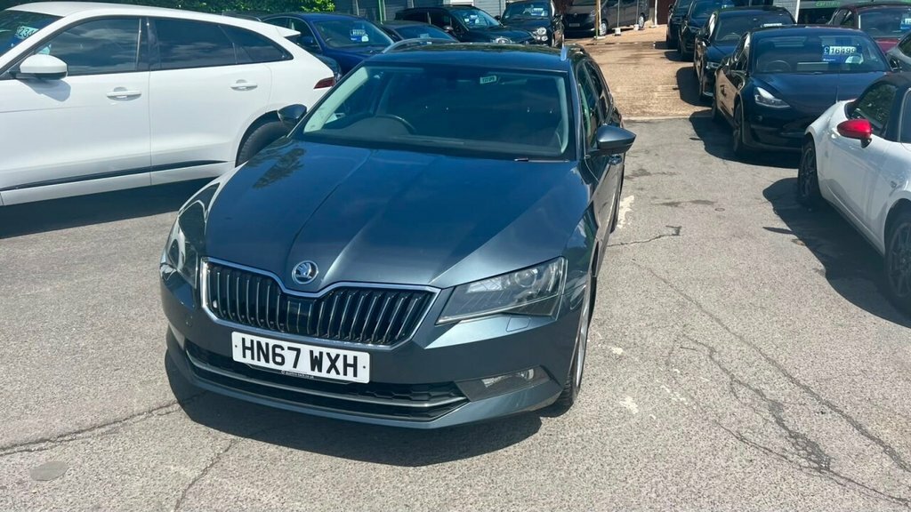 Skoda Superb 2L Se L Executive HN67WXH Grey #4