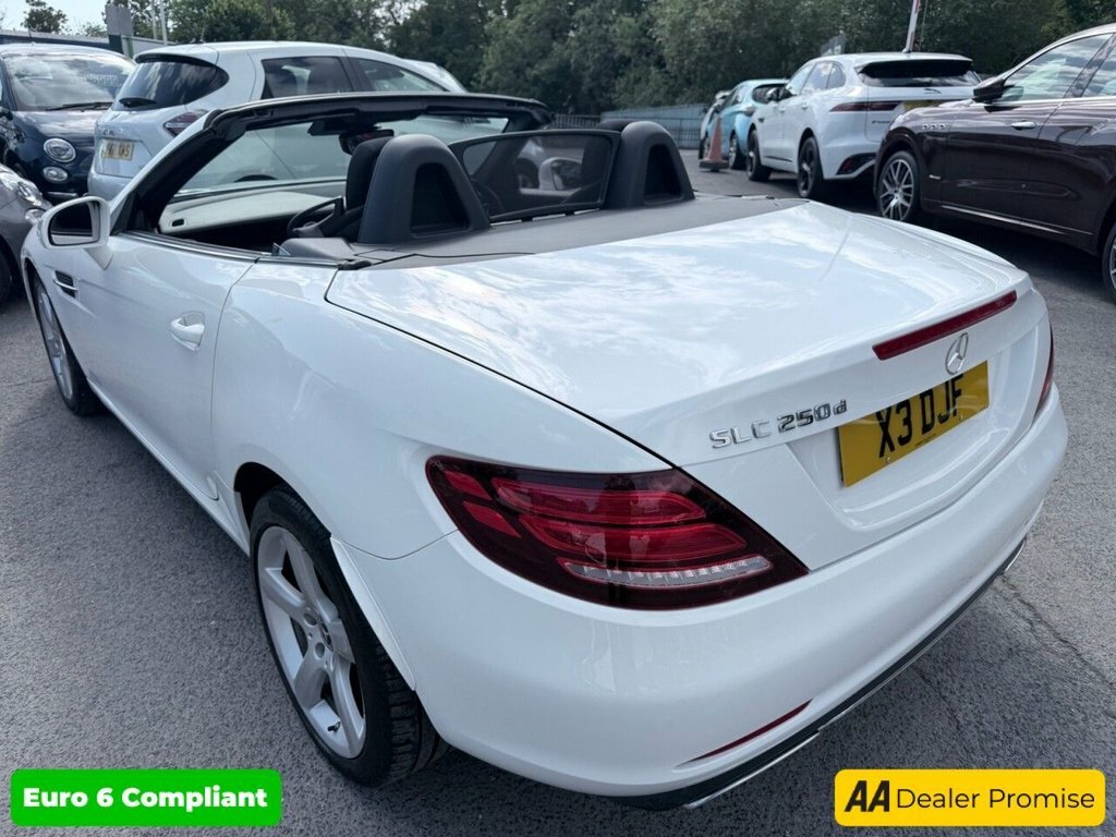 Mercedes-Benz SLC 2.1L Sport White #5