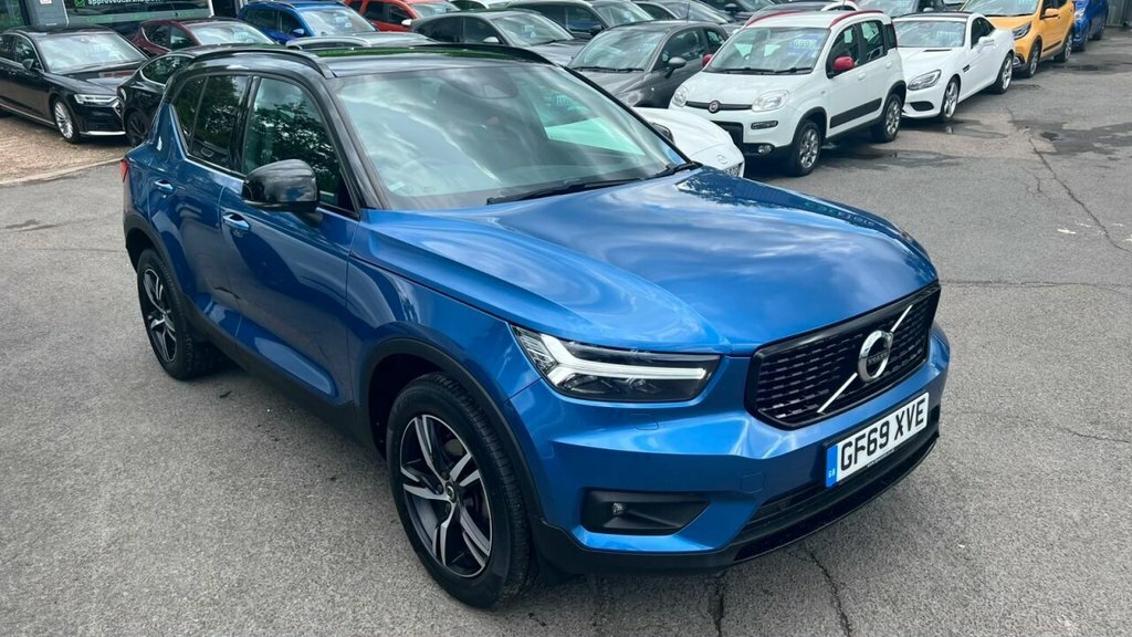 Volvo XC40 2L R-design Blue
