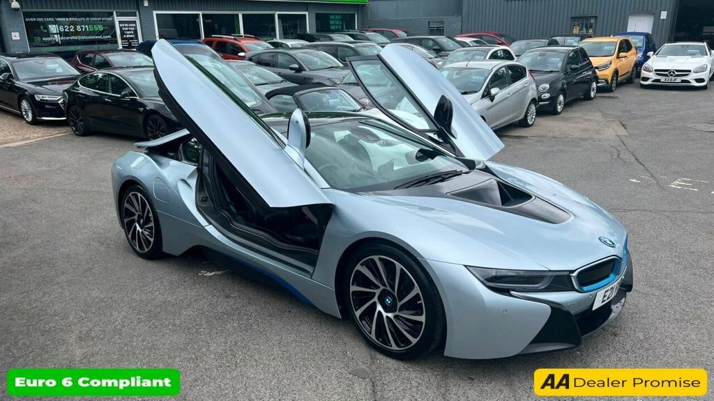BMW i8 Coupe Silver #2