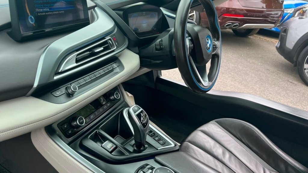BMW i8 V8 Black #24