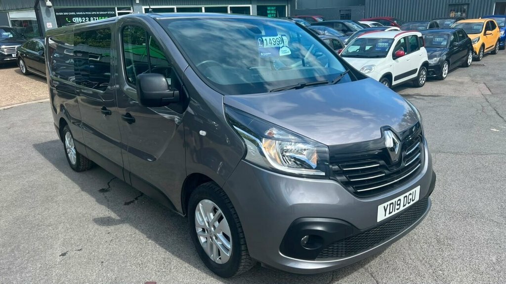 Renault Trafic 1.6L Sport Nav YD19DGU Grey