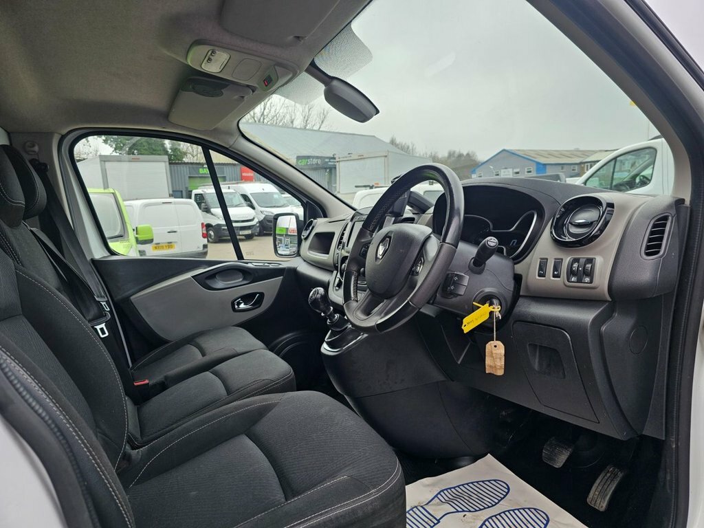 Renault Trafic Sl27 Energy Dci 145 Premier Edition Van Black #15