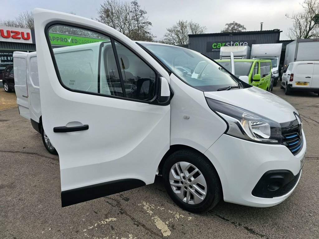 Renault Trafic Sl27 Energy Dci 145 Premier Edition Van Black #45