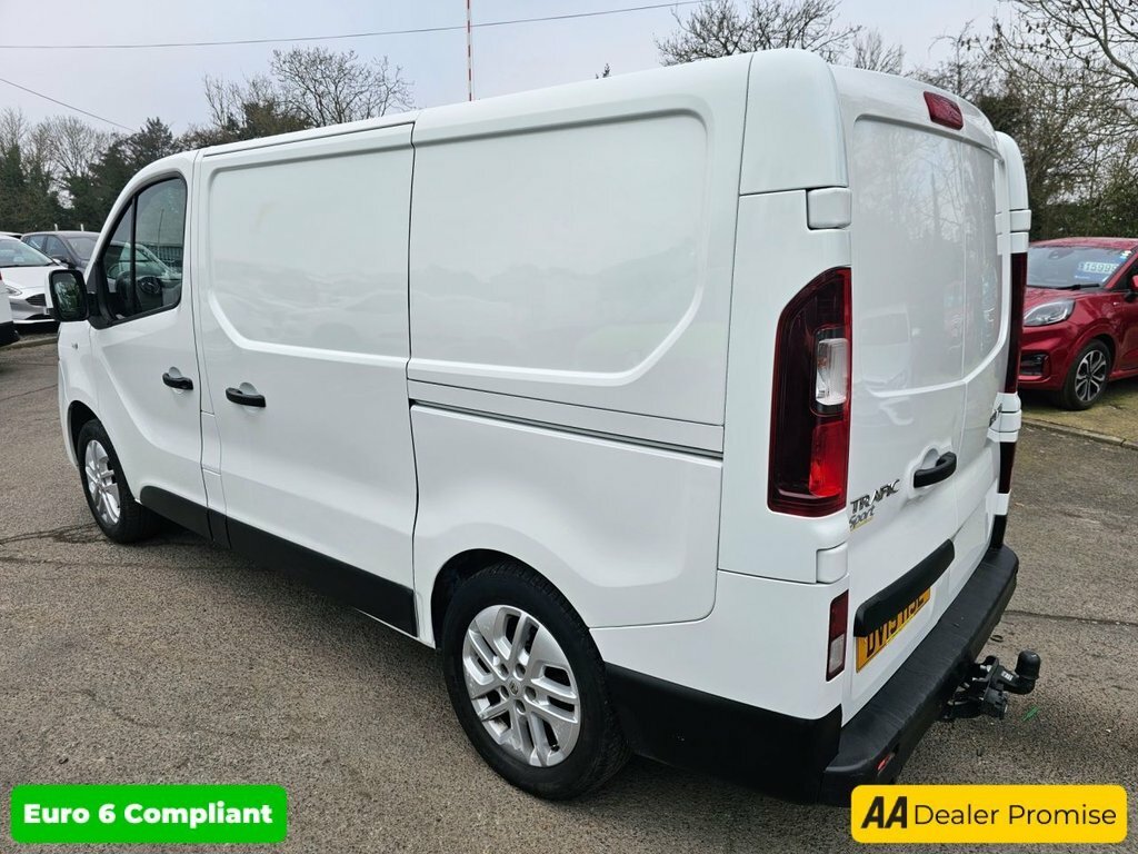 Renault Trafic Sl27 Energy Dci 145 Premier Edition Van Black #8