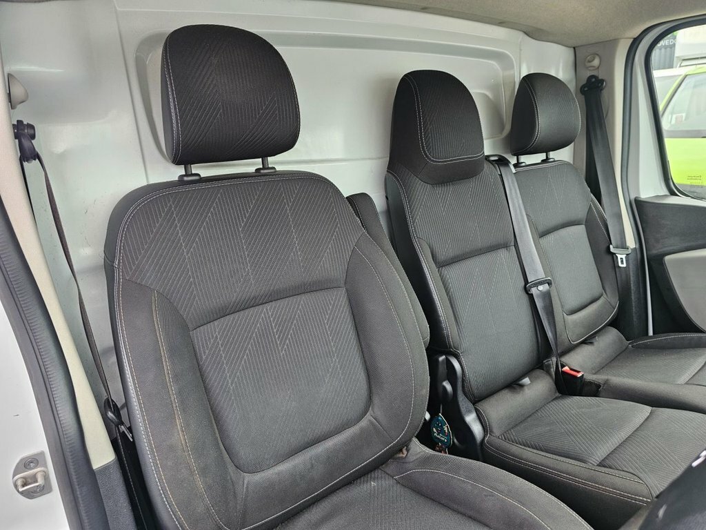 Renault Trafic Sl27 Energy Dci 145 Premier Edition Van Black #24
