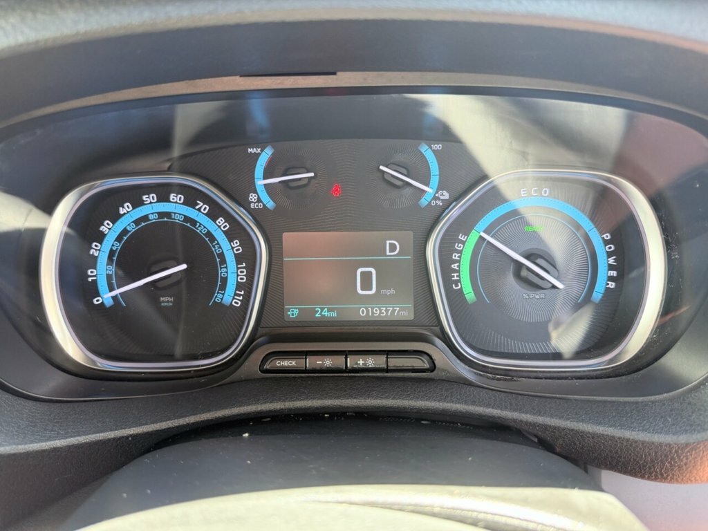 Peugeot E-Expert 1000 100Kw 75Kwh White #29