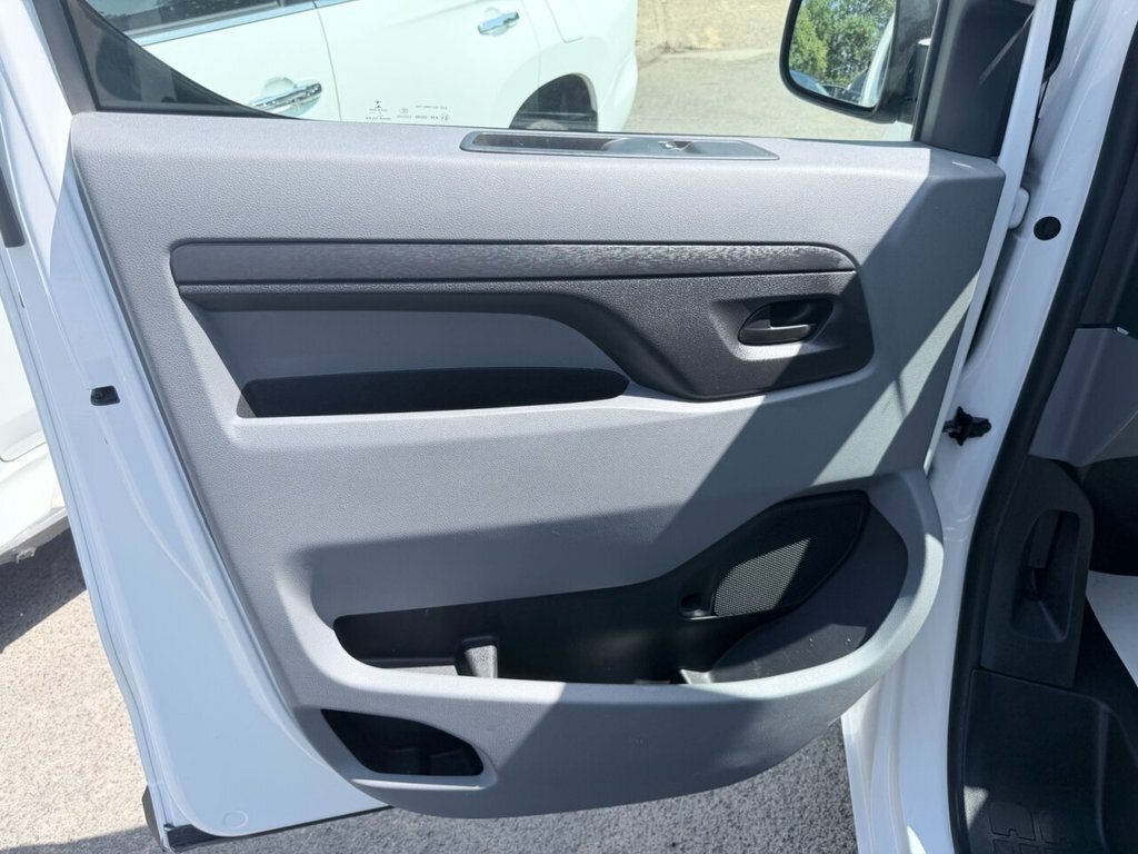 Peugeot E-Expert 1000 100Kw 75Kwh White #20