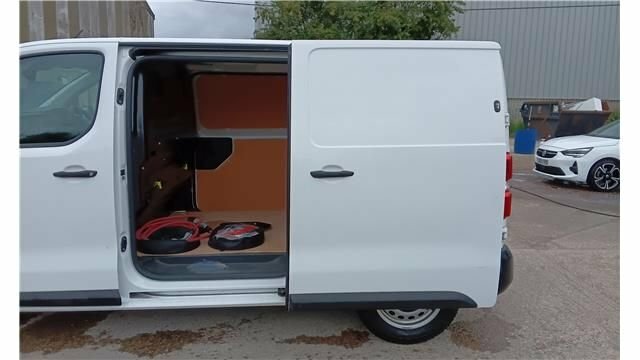 Peugeot E-Expert Asphalt Premium Black #4