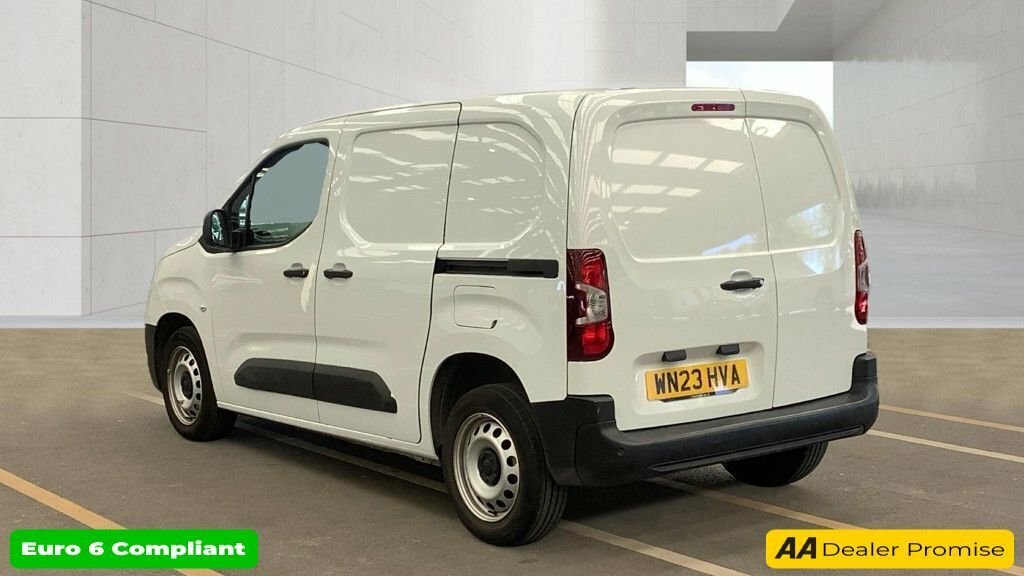 Vauxhall Combo 1.5L Prime White #3