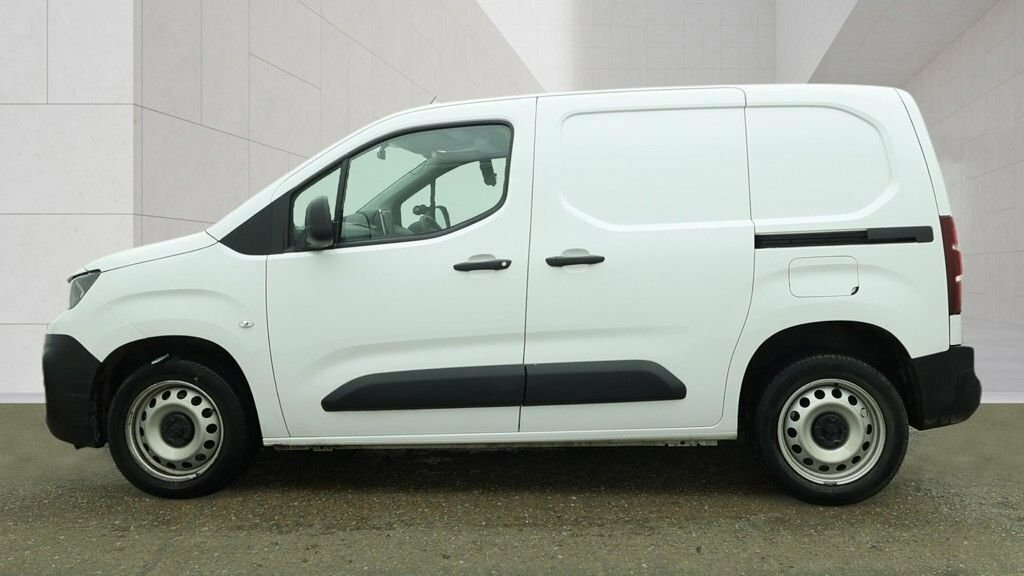 Peugeot Partner 1.5L Professional Premium White #6