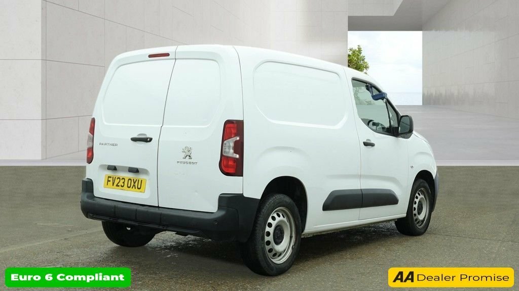 Peugeot Partner 1.5L Professional Premium White #4