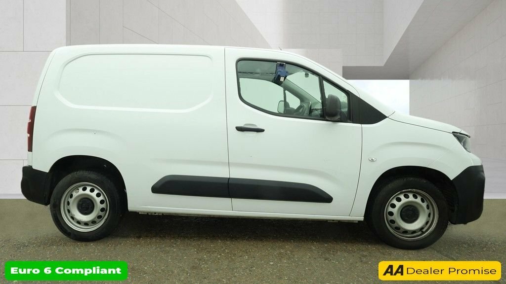 Peugeot Partner 1.5L Professional Premium White #5