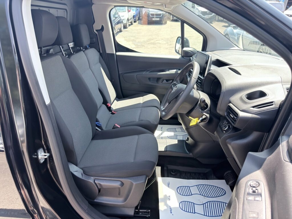 Vauxhall Combo-e Life 1.2 Turbo Elite Mpv Euro 6 Ss Grey #13