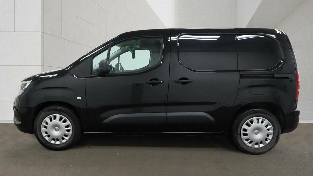 Vauxhall Combo-e Life Mpv Black #5