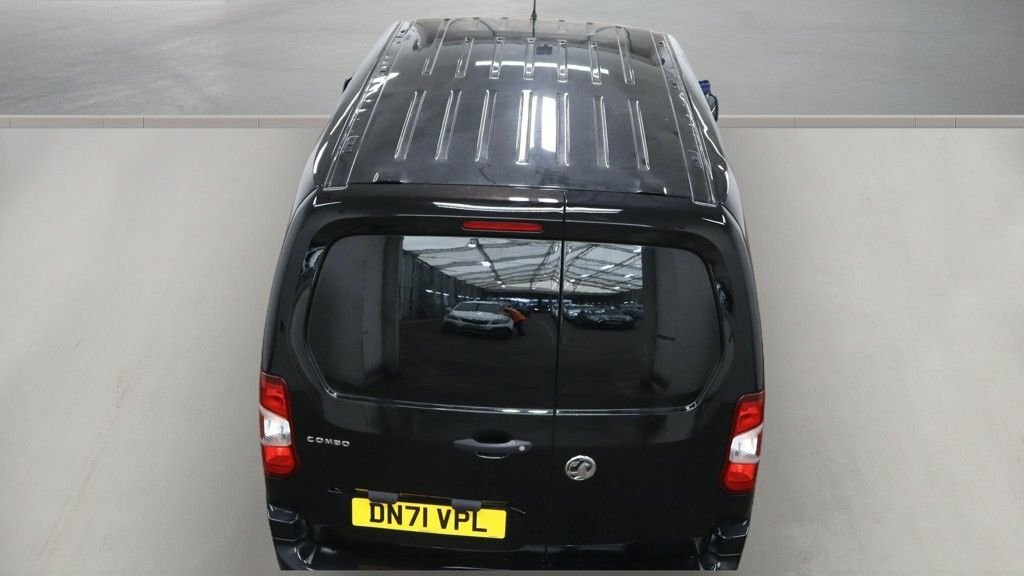 Vauxhall Combo-e Life 100Kw Se 50Kwh 11Kwch Grey #7