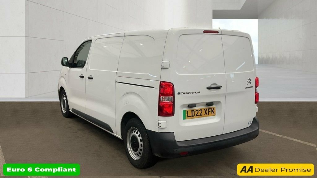 Citroen Dispatch Mpv White #3