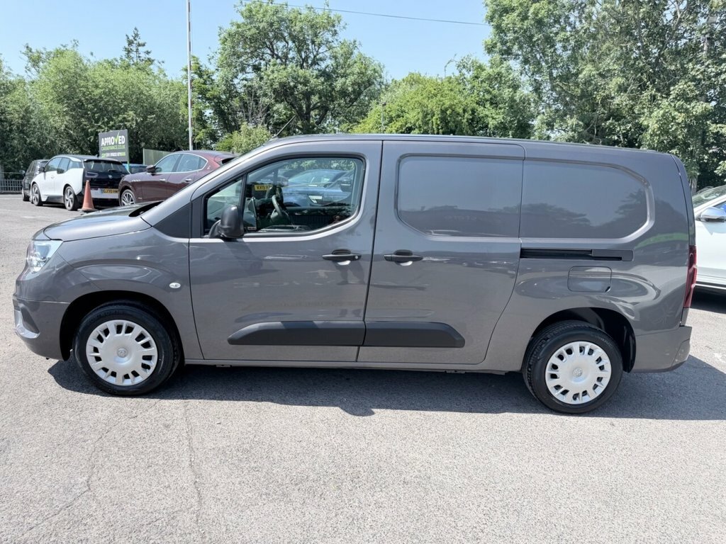 Vauxhall Combo 1.5L Sportive 6Dr Grey #5