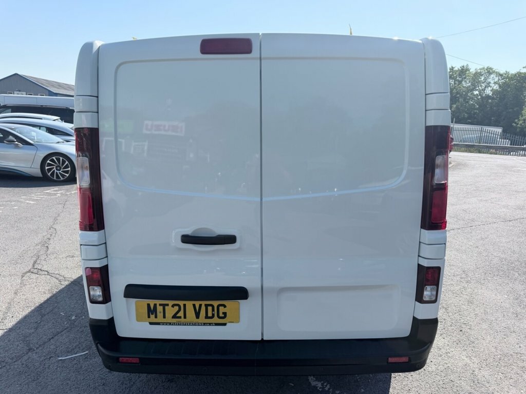 Renault Trafic 2L Business MT21VDG White #6