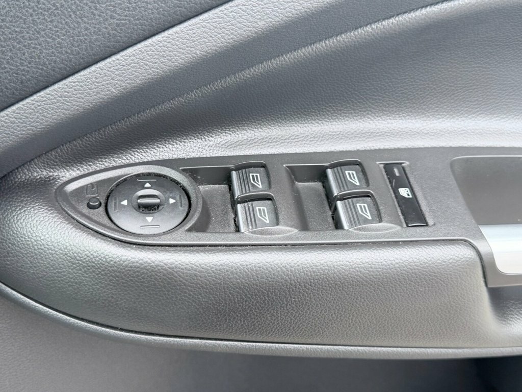 Ford Kuga  Blue #39