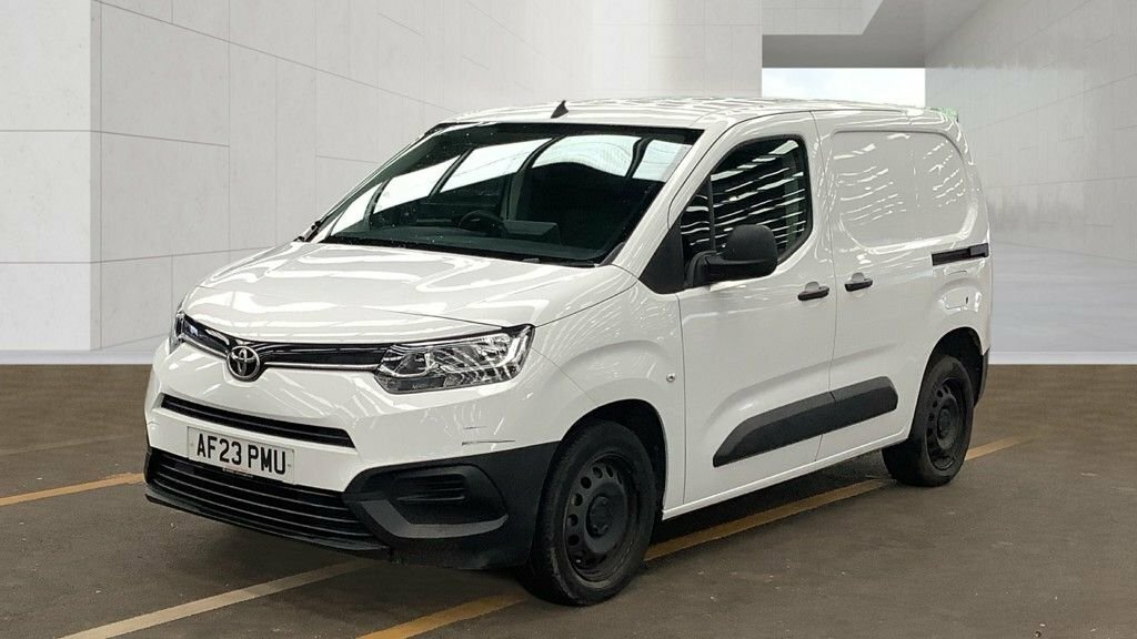 Toyota Proace City 1.5L Active White #2