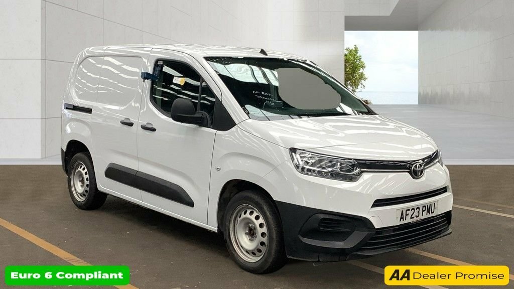 Toyota Proace City 1.5L Active White