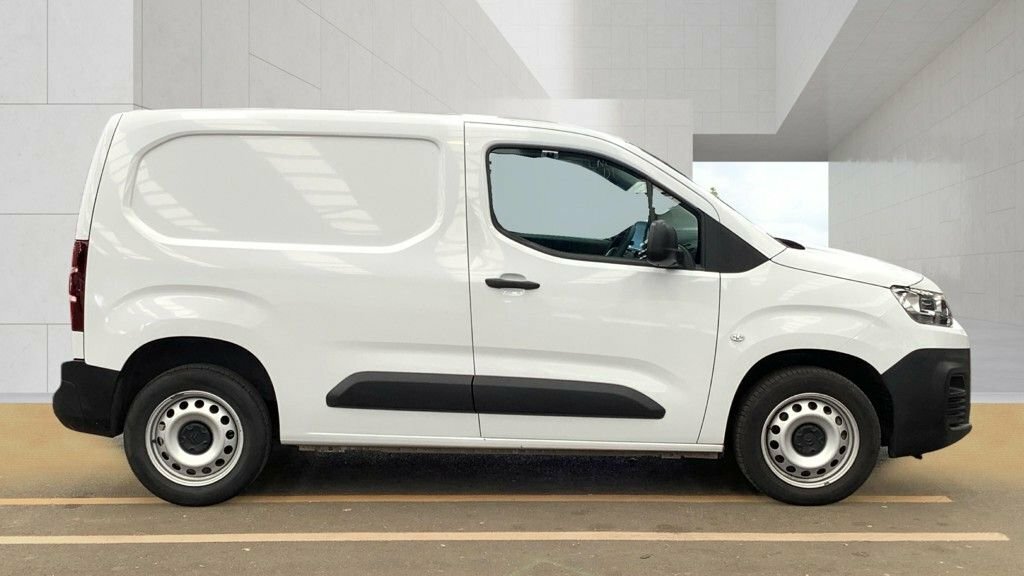 Citroen Berlingo 1.2L Enterprise M Pro White #5