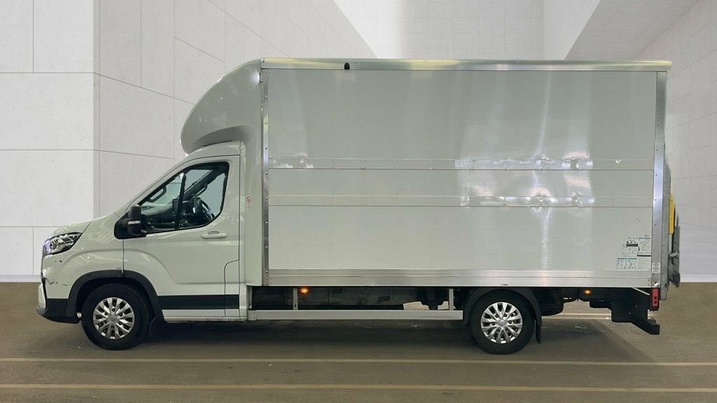 Maxus eDeliver 9 Mpv White #4