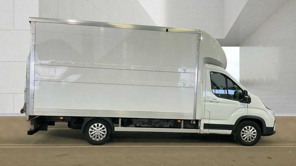 Maxus eDeliver 9 Mpv White #3