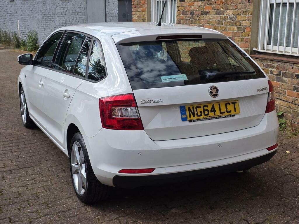 Skoda Rapid Spaceback 1.2 Tsi Se Tech Euro 5 White #4