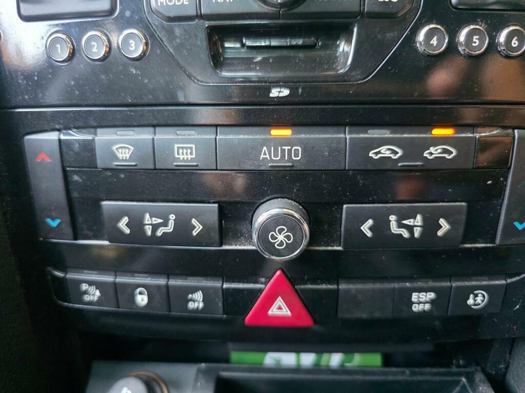 Peugeot 407 SW 2.0 Sr Sw Hdi Silver #26