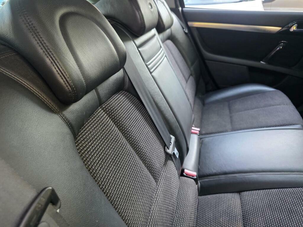 Peugeot 407 SW 2.0 Sr Sw Hdi Silver #18