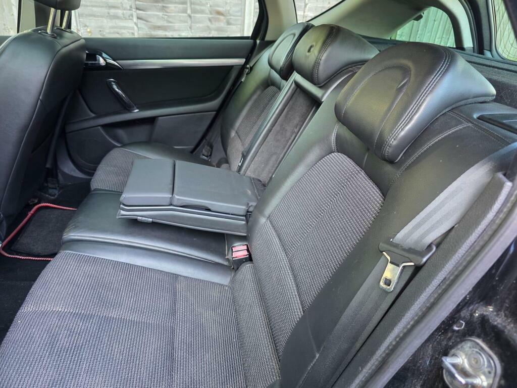 Peugeot 407 SW 2.0 Sr Sw Hdi Silver #17
