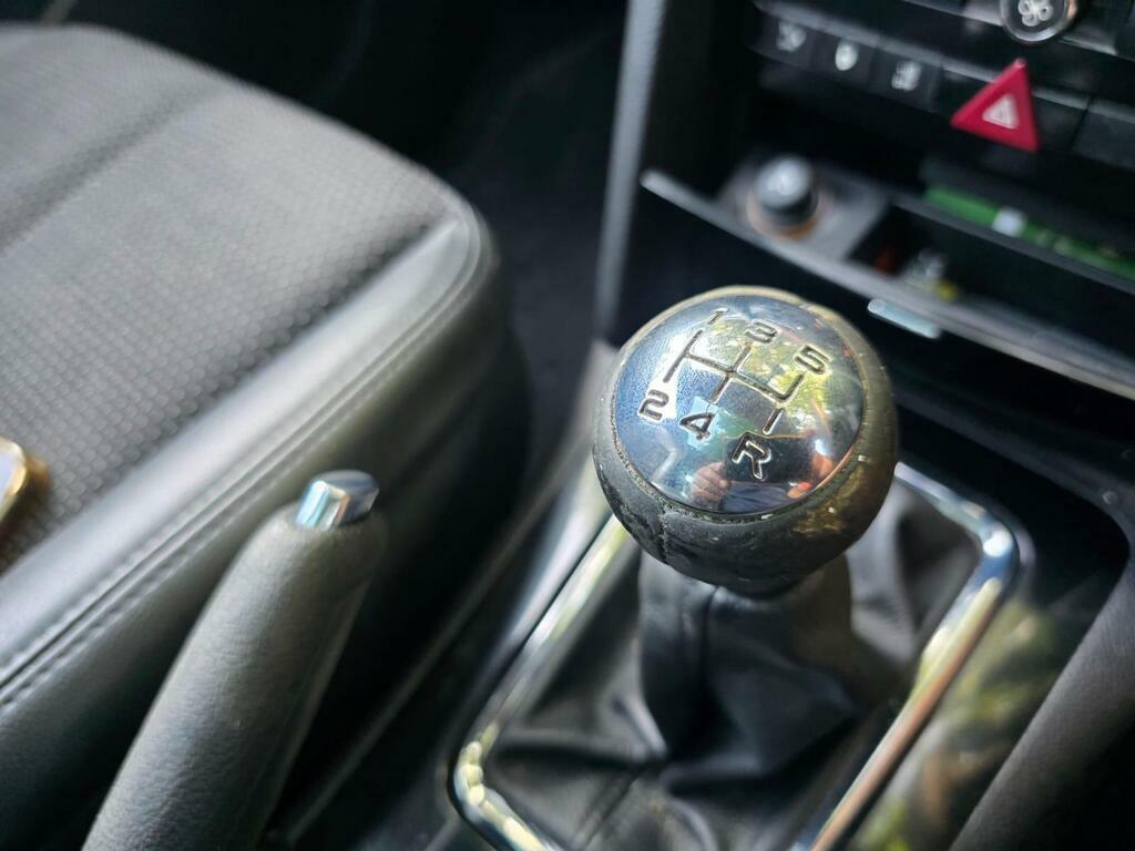 Peugeot 407 SW 2.0 Sr Sw Hdi Silver #8